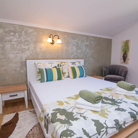 Nereo Apartment Mali Losinj Exterior photo