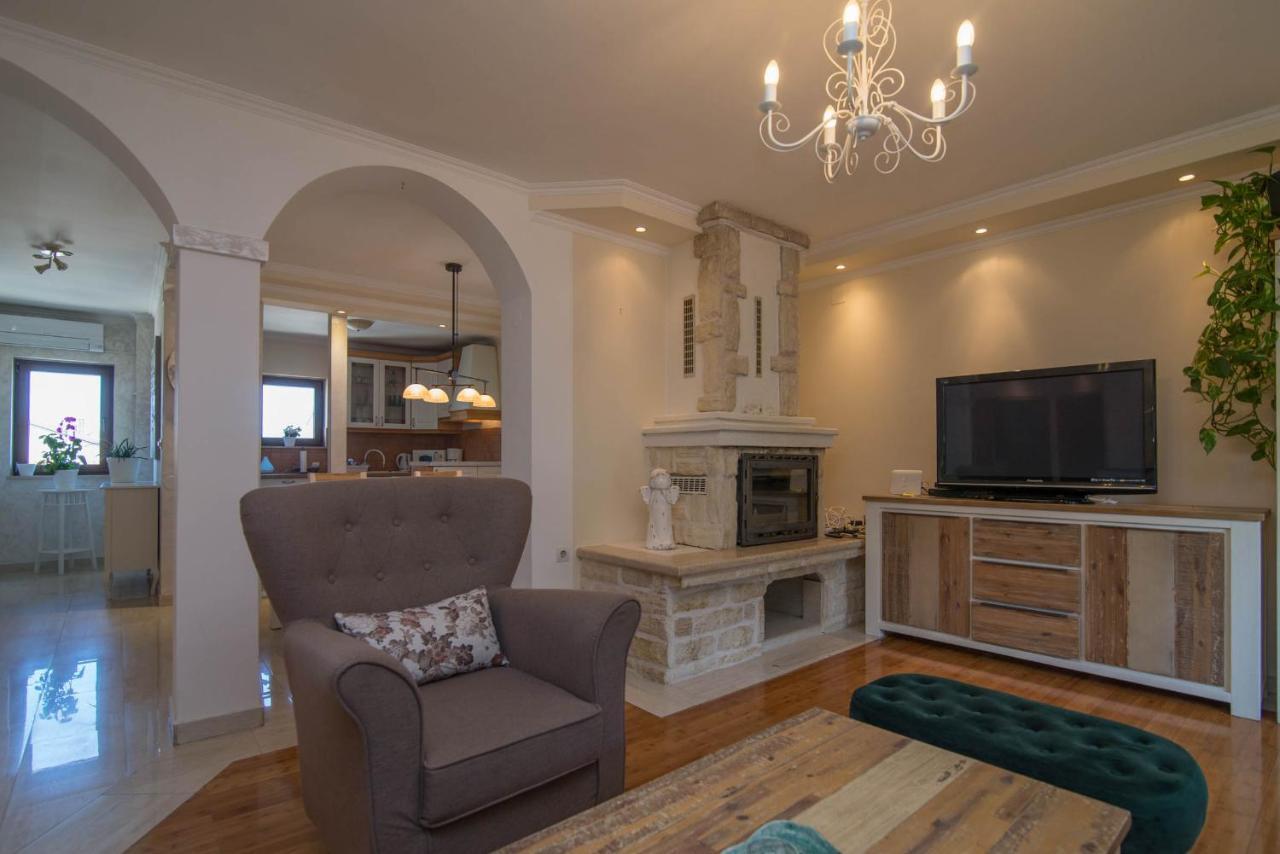 Nereo Apartment Mali Losinj Exterior photo